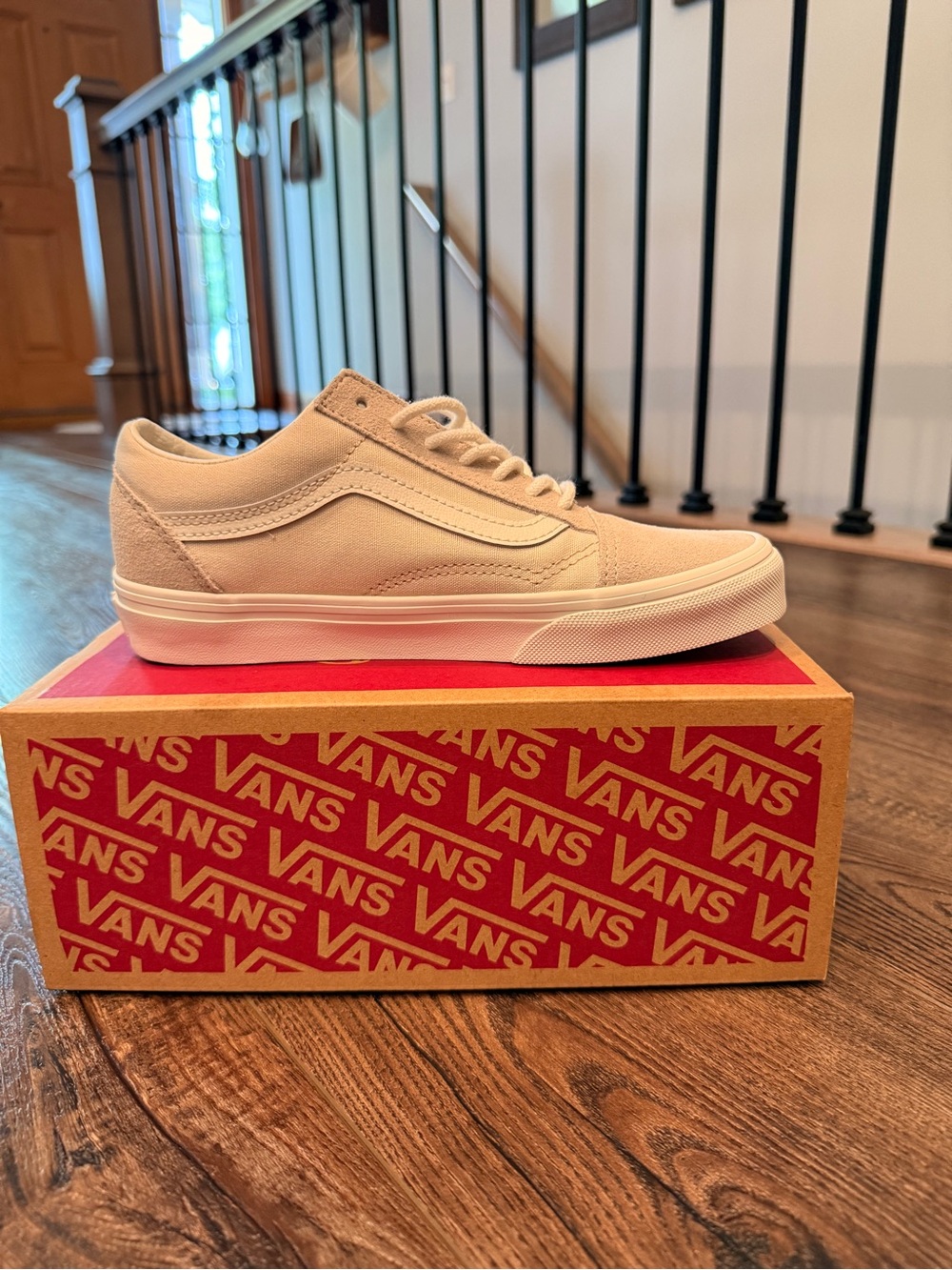 Vans Old Skool Sneakers - Cream White